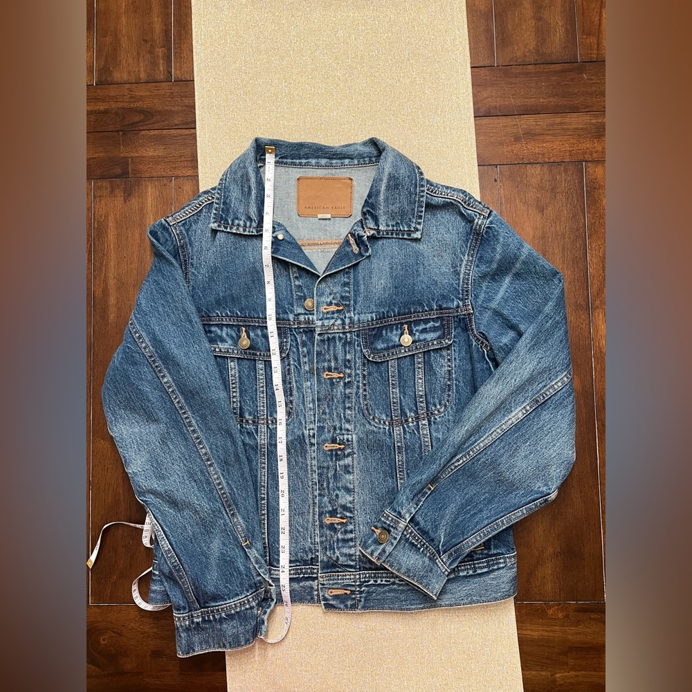 ❤️ American Eagle Outfitters Blue Denim Jacket with Brown Accents- Classic fit. - Picture 3 of 7